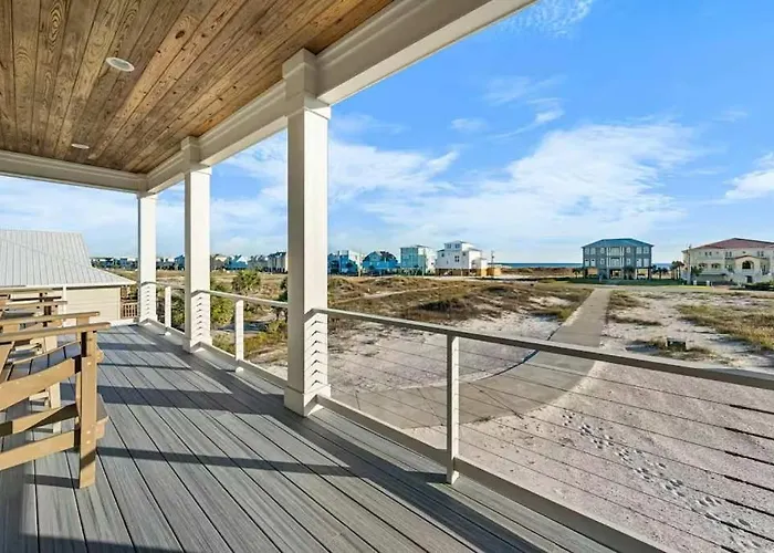 Waterfront Views - Walk To - Heated Pool Holiday home Gulf Shores